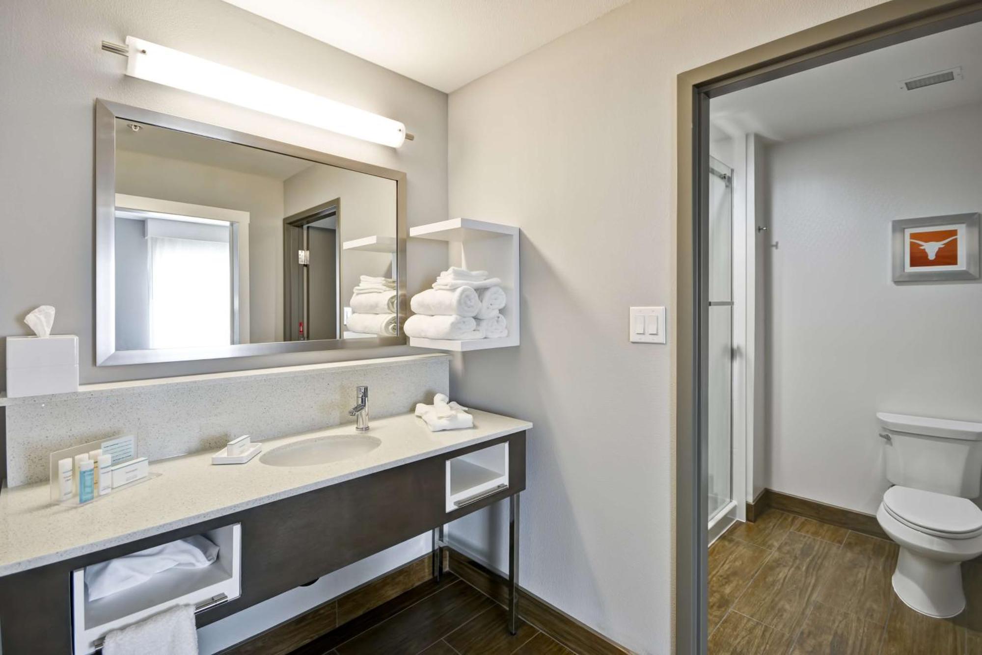 King Studio Suite,1551374998:JPEG