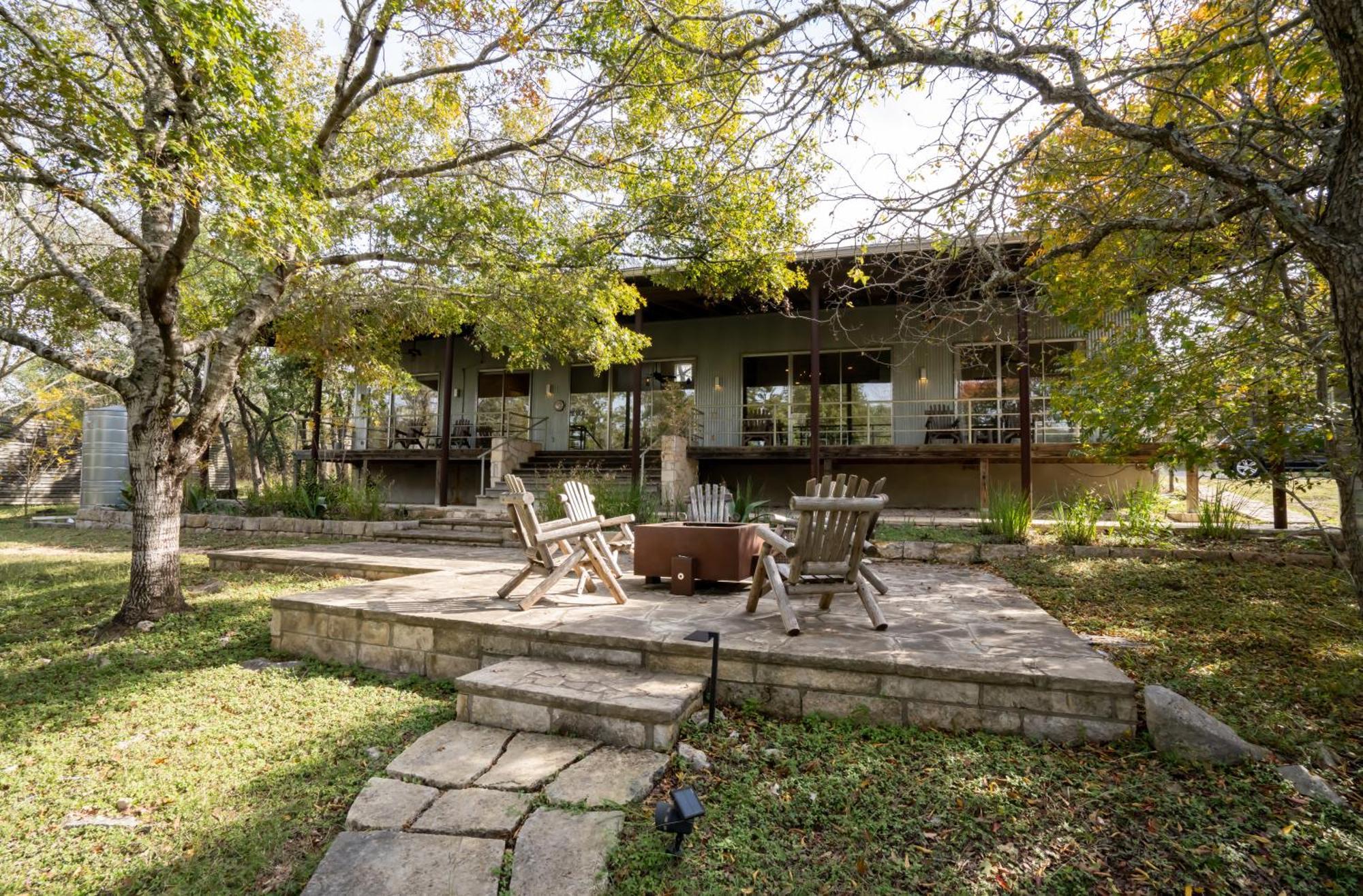 Three-Bedroom Cottage The Ranch House 3 bedroom,1688832195:JPEG
